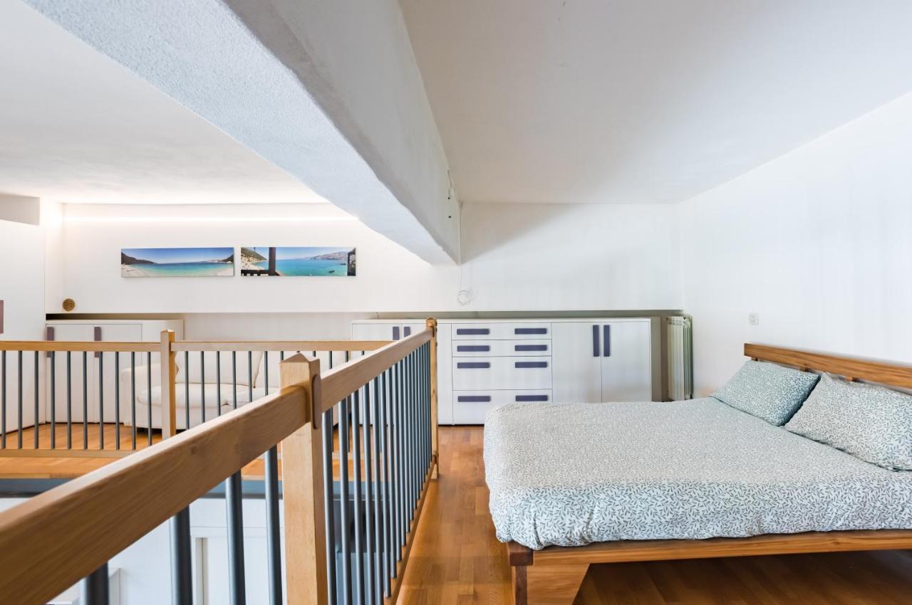 شقة Loft P.Ta Pispini: Near Piazza Del Campo W/Parking سيينا المظهر الخارجي الصورة